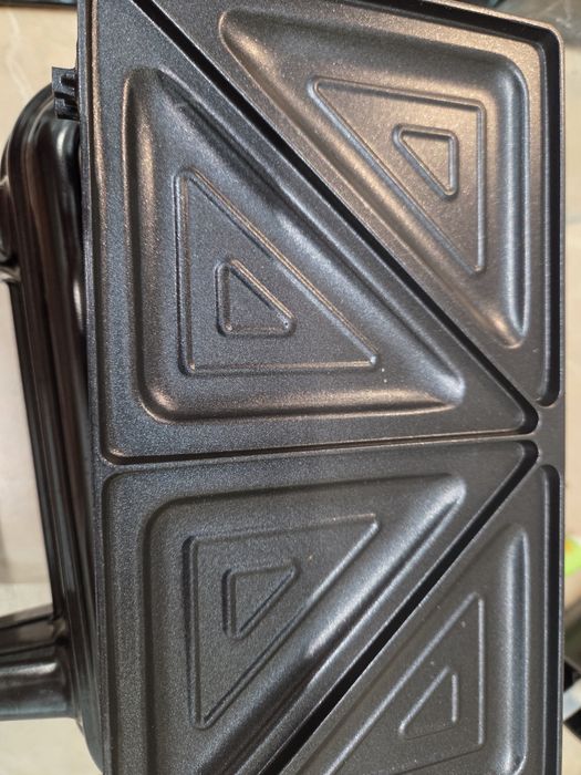 Вафельница от тефаль