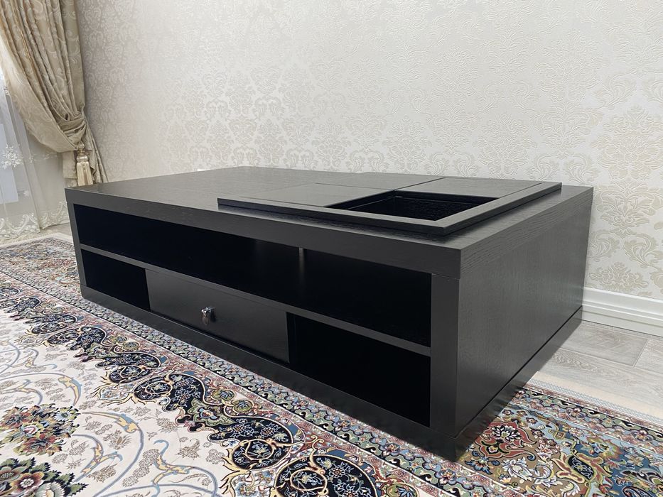 Столик для гостинной