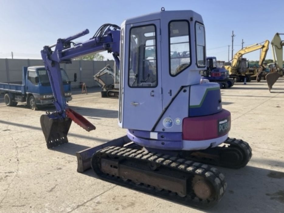 Мини экскаватор Komatsu PC38UU-2E из Японии