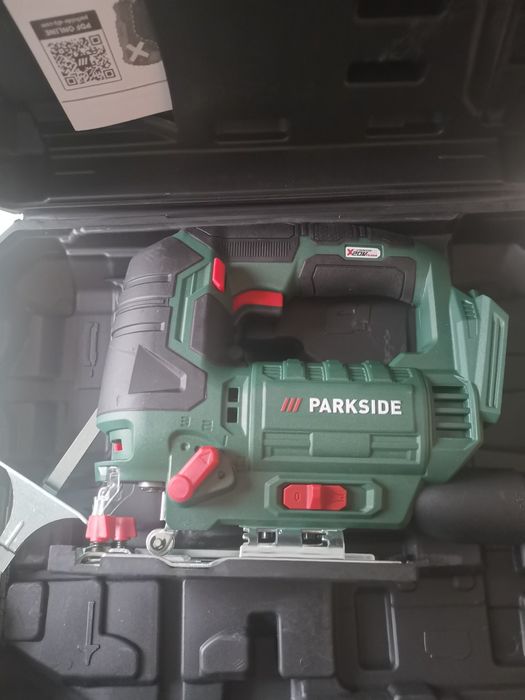 Ferăstrău pendular Parkside pe acumulator 20v nou
