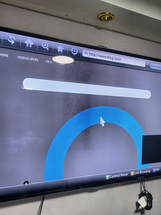 Vând Tv Samsung UE65ES8000