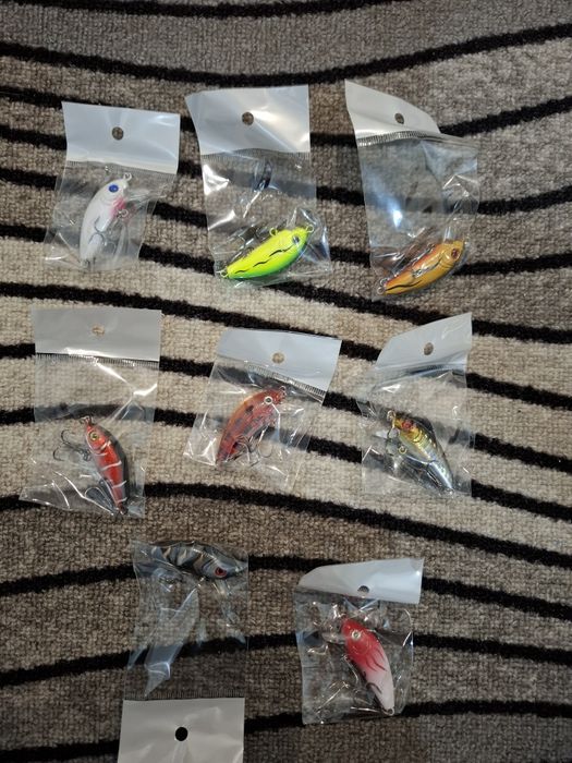 Риболовна макара Okuma Inspira S Blue 40 + воблери