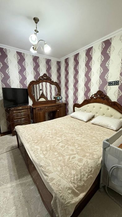Продаётся 2/5/5  банковская квартира