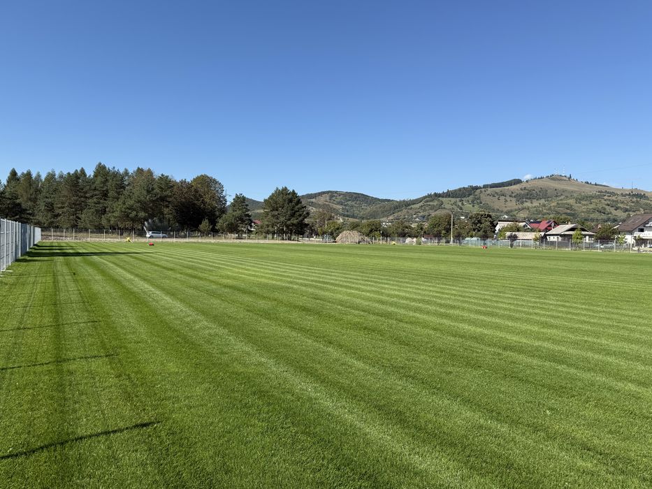 Renovare gazon natural - terenuri de fotbal, rugby