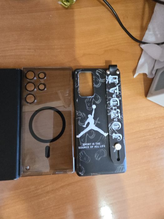 Продам чехлы айфоны айндроиды