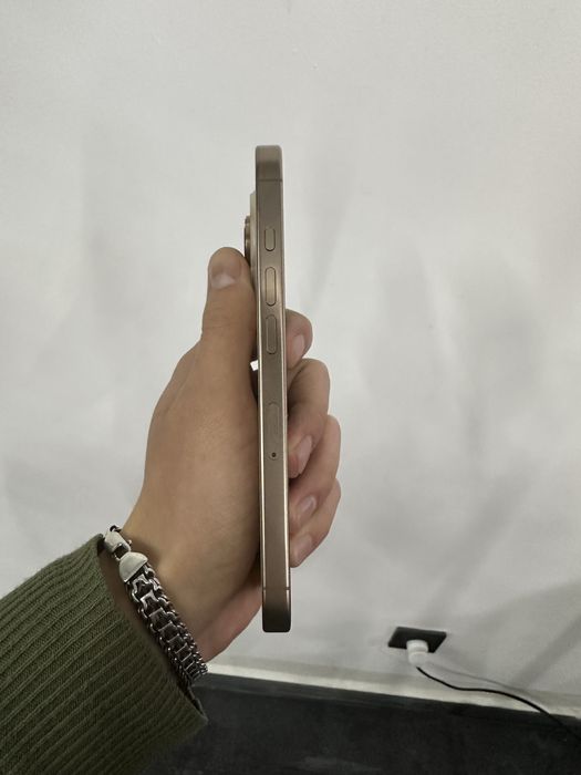 iPhone 16pro 128gb 100%