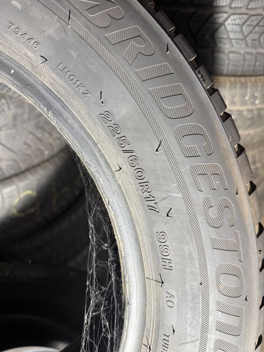 4 anvelope iarnă Bridgestone Blizzak LM001 – 225/60 R17 99H AO – DOT 2023