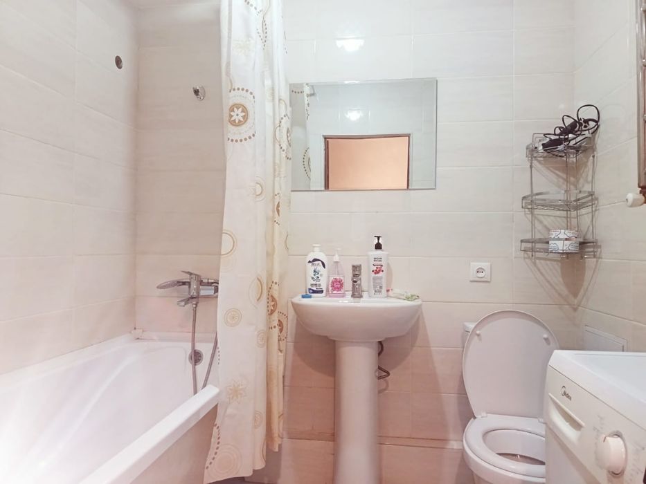 Суточный квартира  шевченко 85 Алматы ЖК Молодёжый