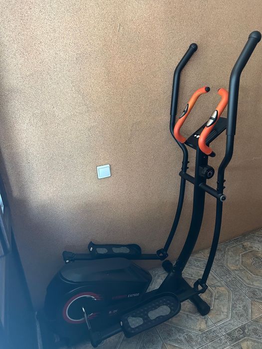 Тренажер эллипс, состояние идеальное