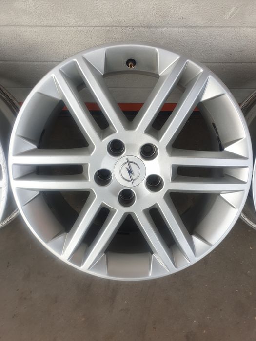 Оригинални джанти за ОПЕЛ OPEL SAAB FIAT LANCIA R17 5x110 ET41 7J
