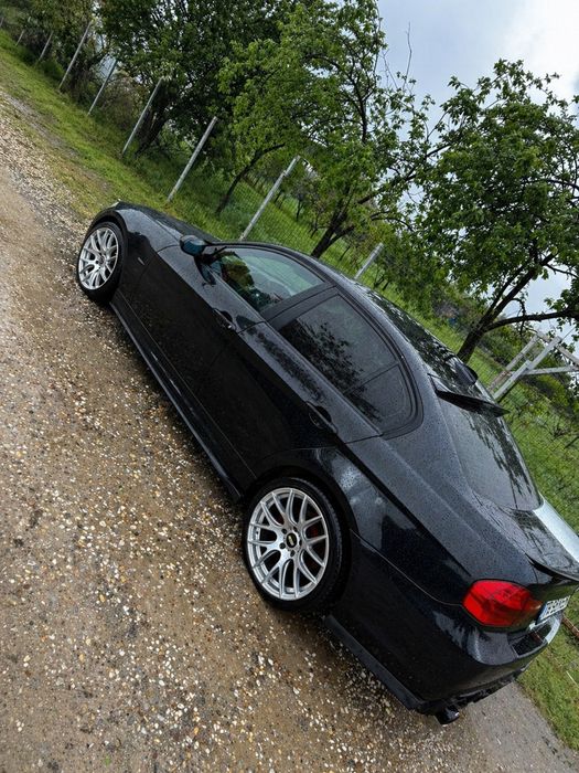 Vând bmw E90 320 D 163