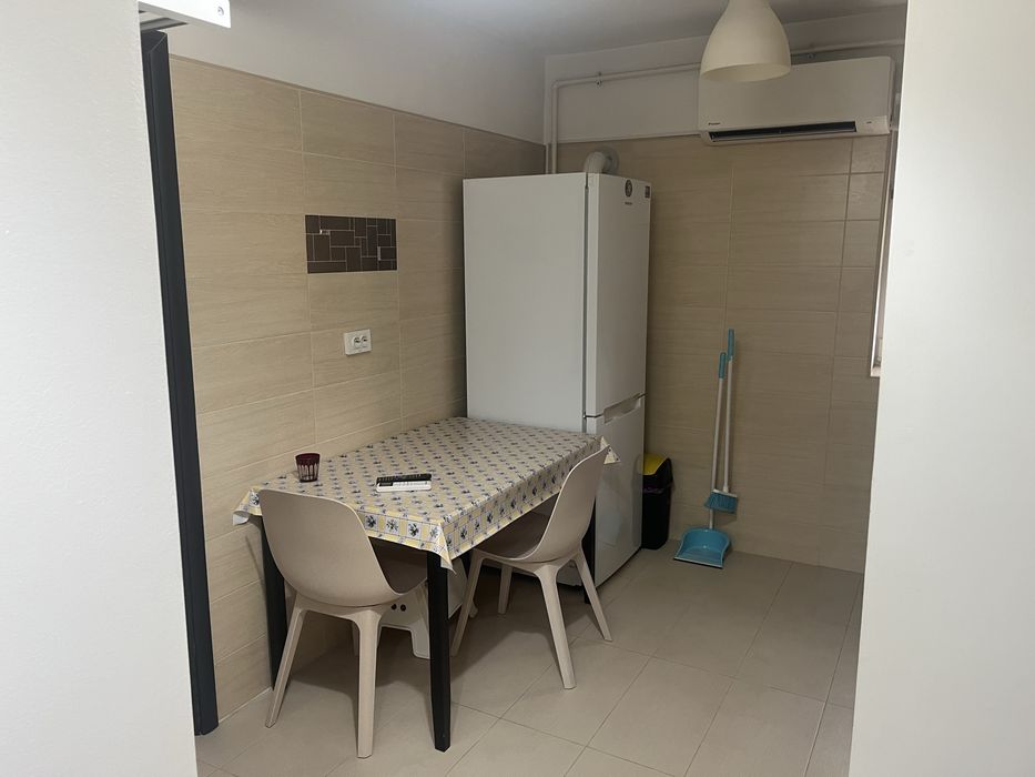 Particular Inchiriere apartament  3 camere Buftea  Studio central
