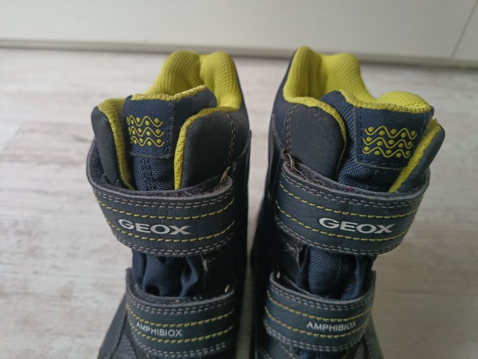 Детски боти Geox