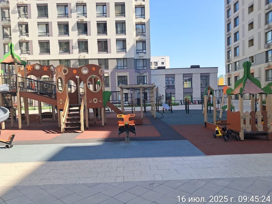 Срочно! 3комн кв в доме бизнес класса.