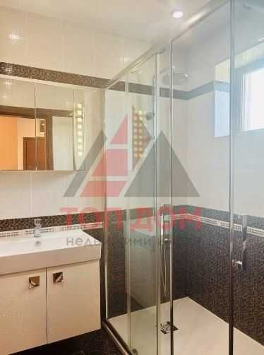 Дава се под наем Тристаен апартамент в к.к. Св.Св. Константин и Елена - 100 кв.м за 700 € - Снимка #6