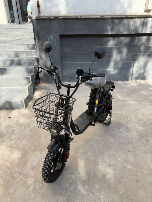 Электроскутер Monster