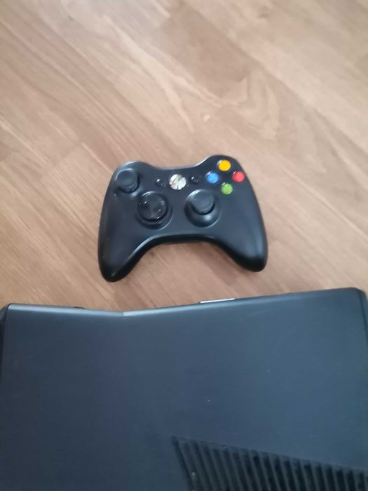 Игра Xbox 360 slim