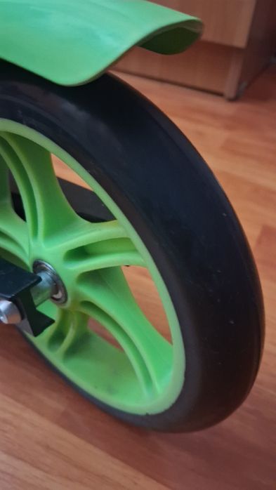 Vând trotineta copi