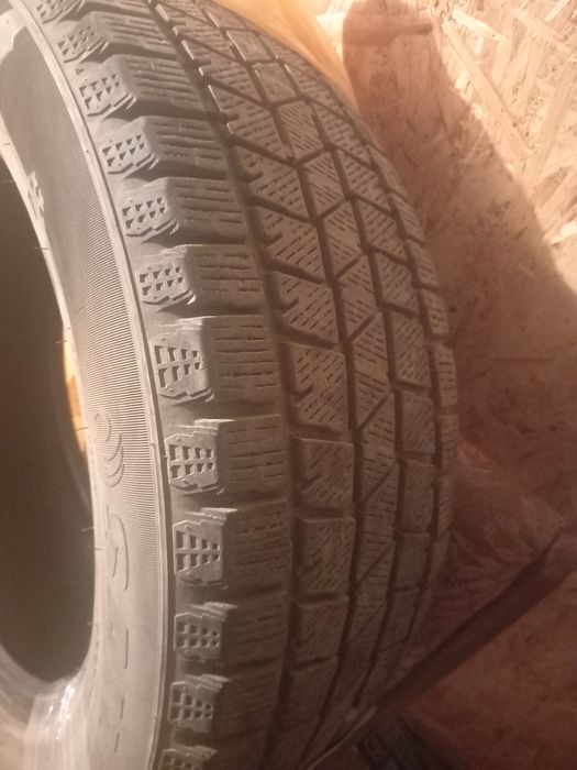 Продам шины липучка