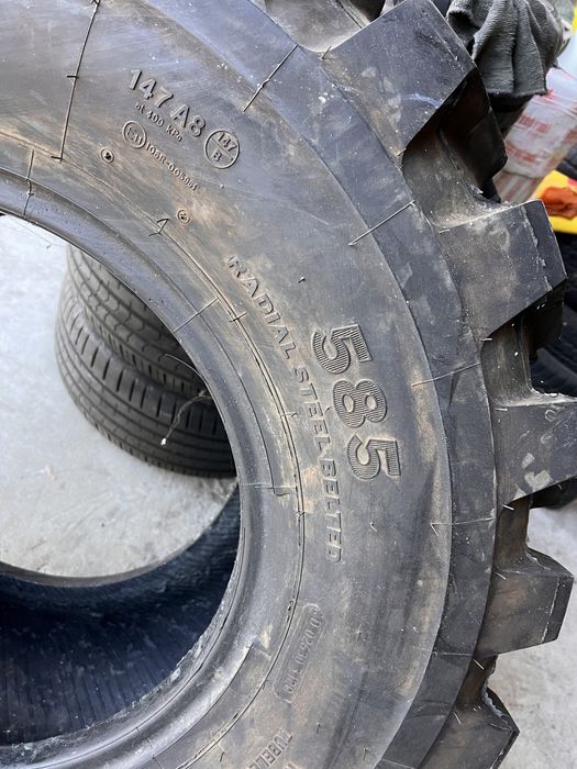 1 anvelopa buldoescavator / stivuitor 400/70/R18 - 16.0/70/R18