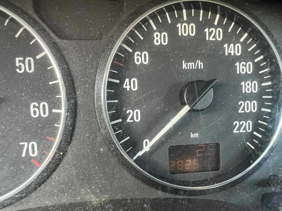 Опел зафира 1.8 - 125 коня