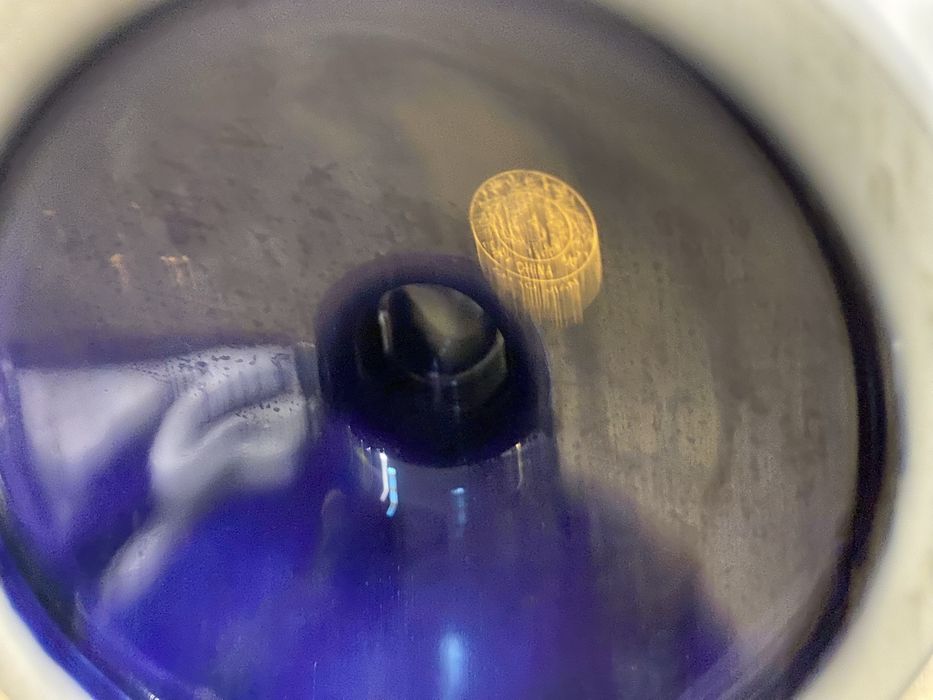 Китайска порцеланова кана изрисувана ръчно с 24 к златни бои