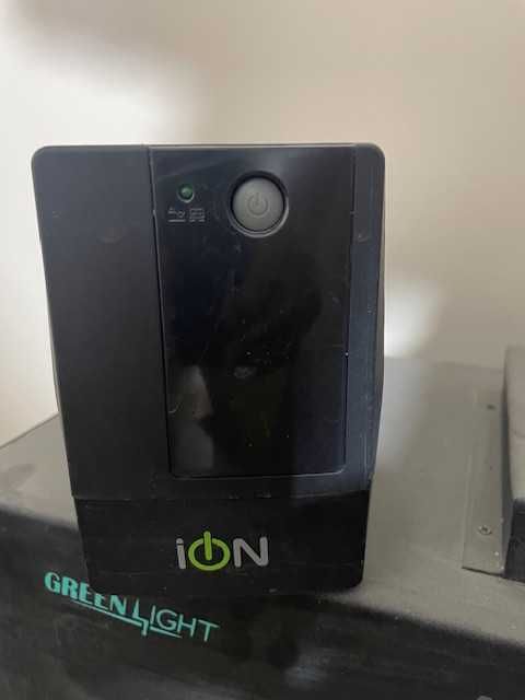 UPS ИБП AVT EAST ION в отл состоянии (надо заменить батарею)