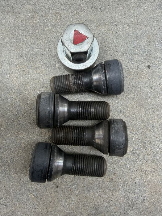 Set Antifurt roti BMW