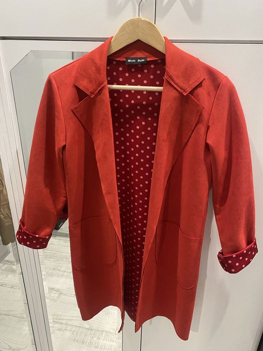 Дамски якета и манта по 10 лв