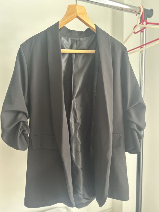 Елегантно дамско сако