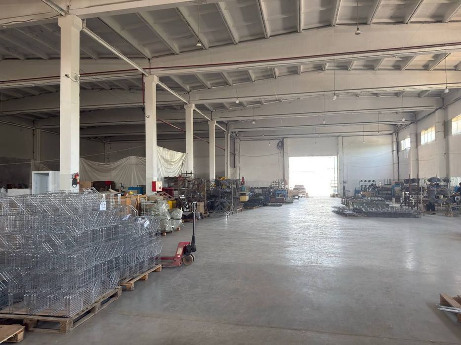 Продаётся 4 100 м² производственная база.
