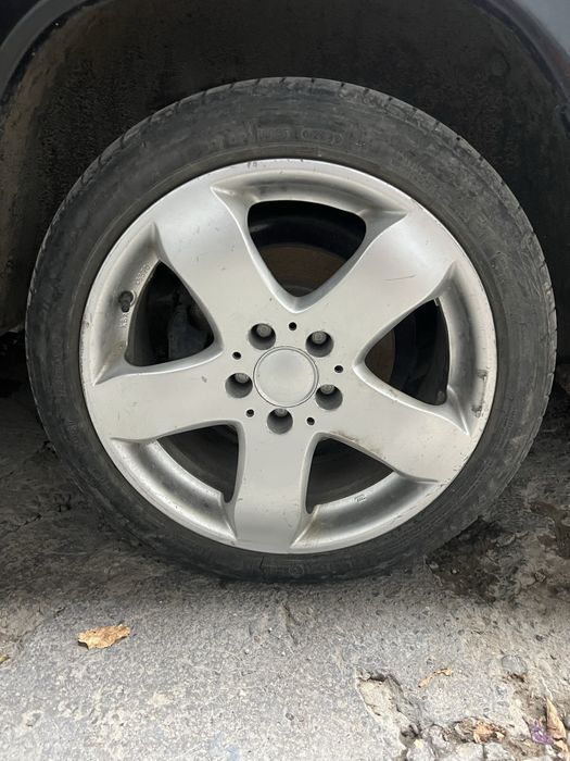 Продаю диски мерседес w124 3 шт