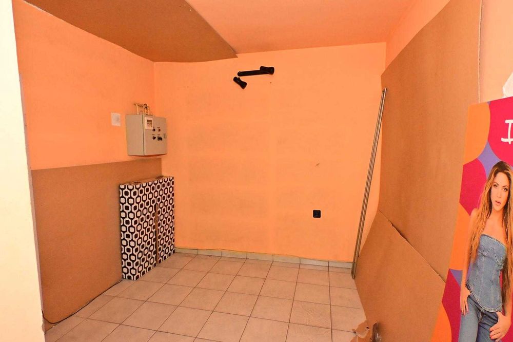 Кафе-сладкарница в гр. Перник, кв. Изток