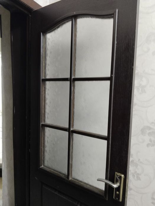 Eshiklar sotiladi donasi 200000 mingdan