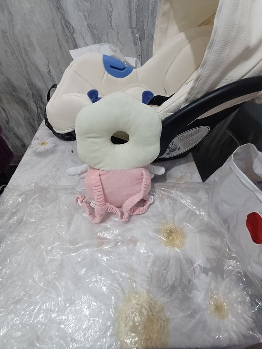 Продаётся защита головы ребёнка подушка рюкзак новый