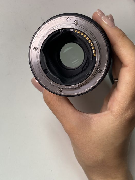 sony 50mm FE f/1.8