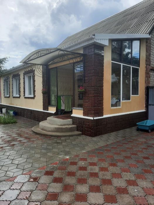 Продам коттедж 215 кв.