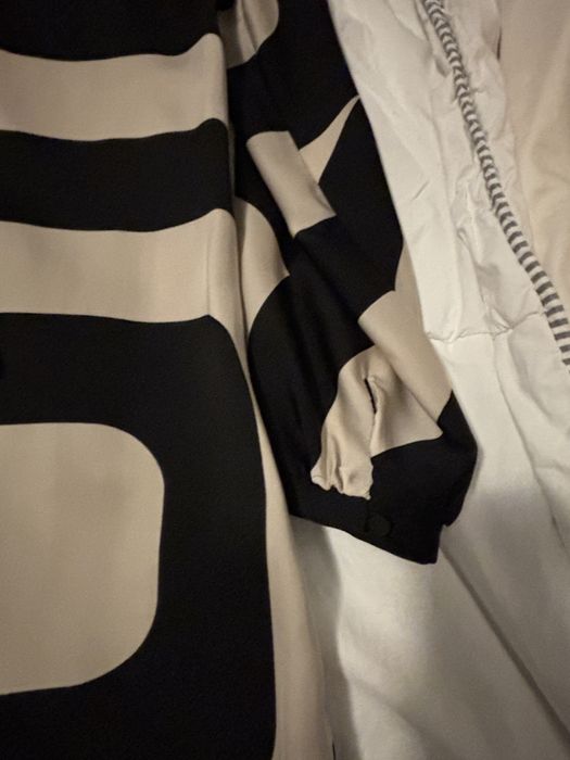 Rochie zi noua bej / negru