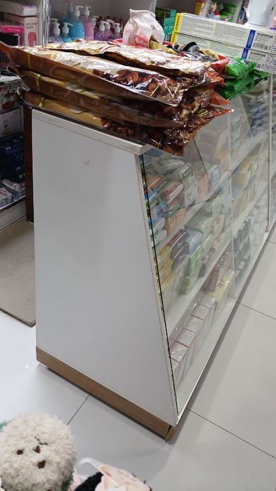 Дукон учун стелаж сотилади