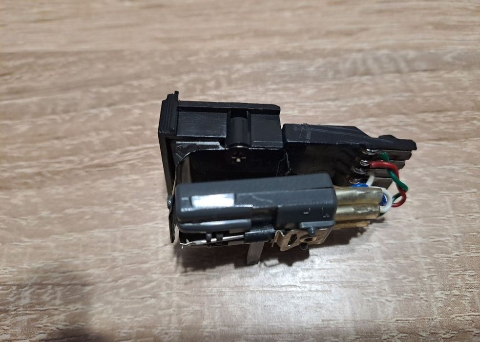 Mecanism pick-up Garrard 70, cu doza, functional parțial