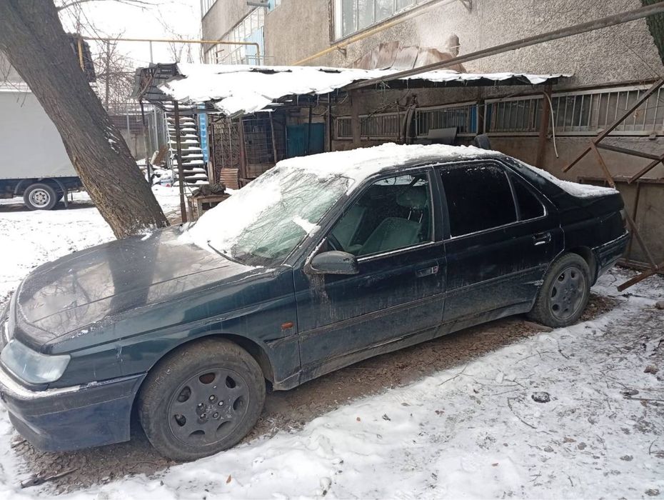 Продам автомобиль peugeot 605