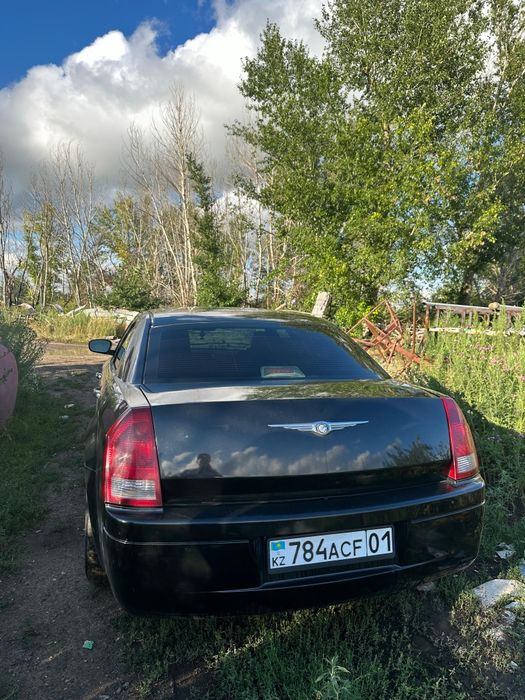 Chrysler 300c  продам
