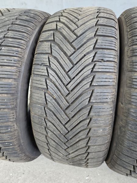 225/50/17 MICHELIN 4бр