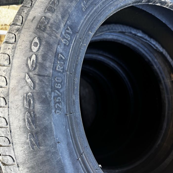 Set cauciucuri Pirelli Run-Flat (RFT)