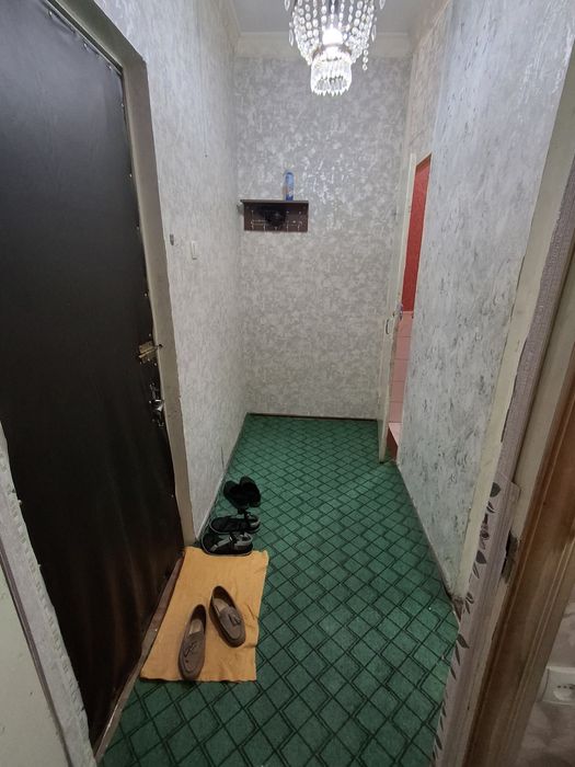 Срочно продаётся 1/2/4 Лисунова 4