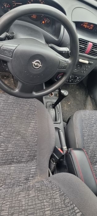 Vand Opel Corsa Automata 1.4 GPL
