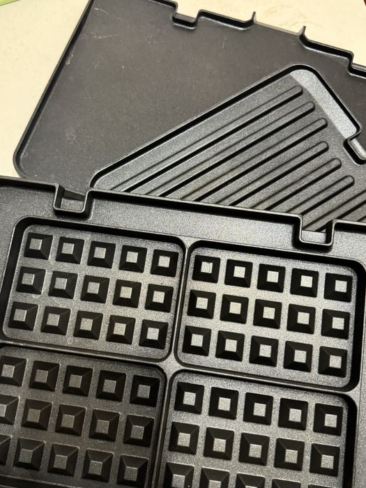 Мультигриль Delonghi +вафельница СРОЧНО