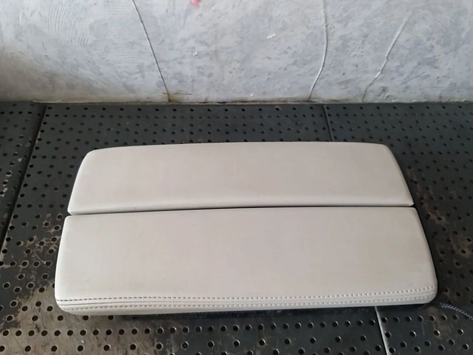 Capac cotiera piele citroen c5 aircross 9810060277 9810631877