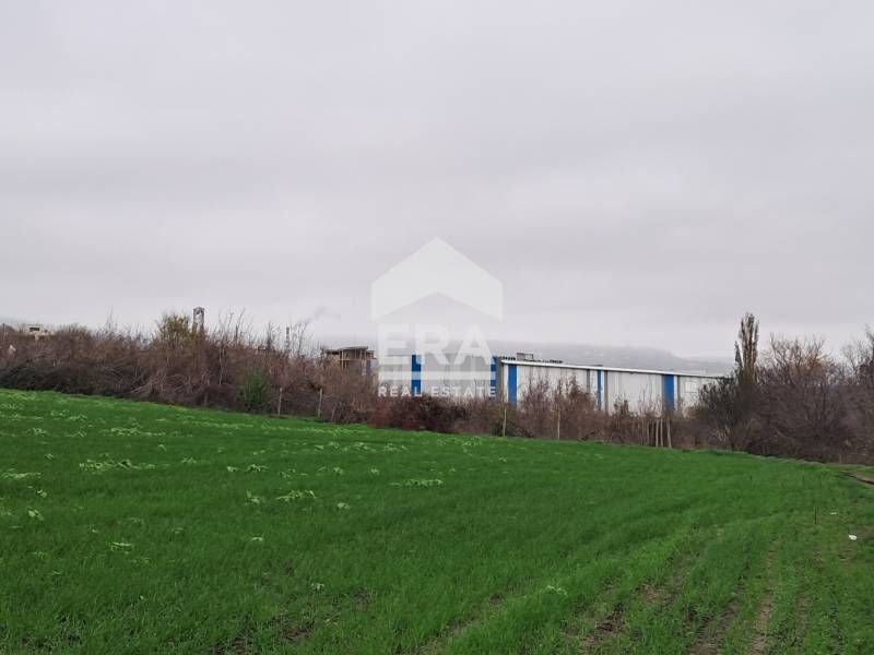 Продава се Парцел в Варна, Западна промишлена зона - 3824 кв.м за 51 €/кв.м - Снимка #4