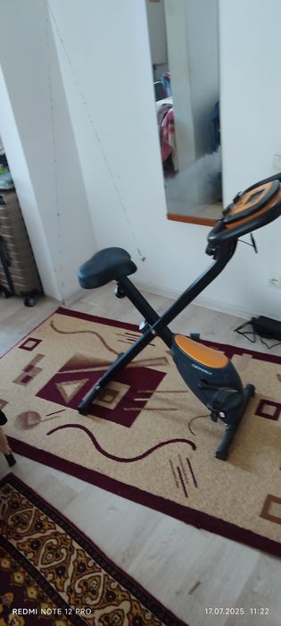 продаём  велосипед тренажор